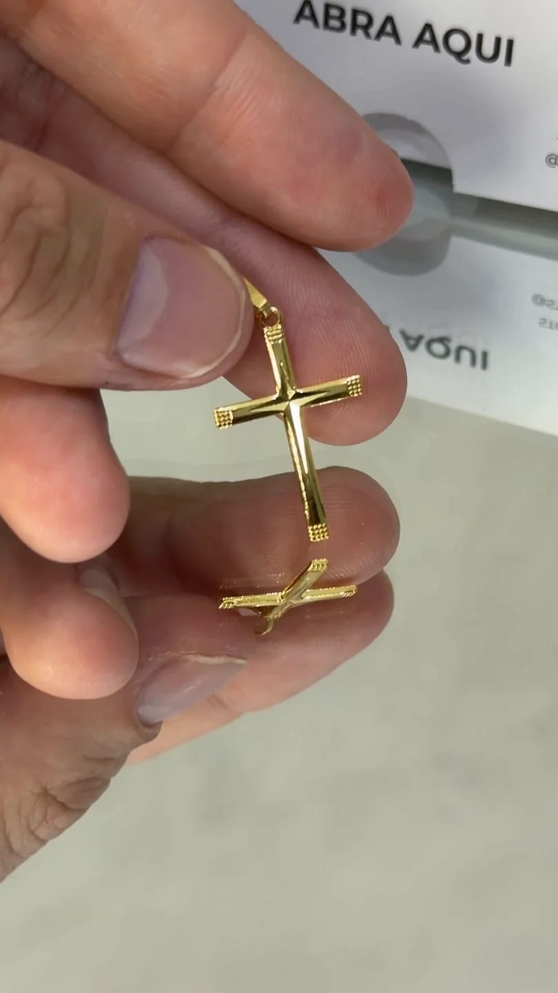 Pingente Crucifixo Liso Borda Marcado