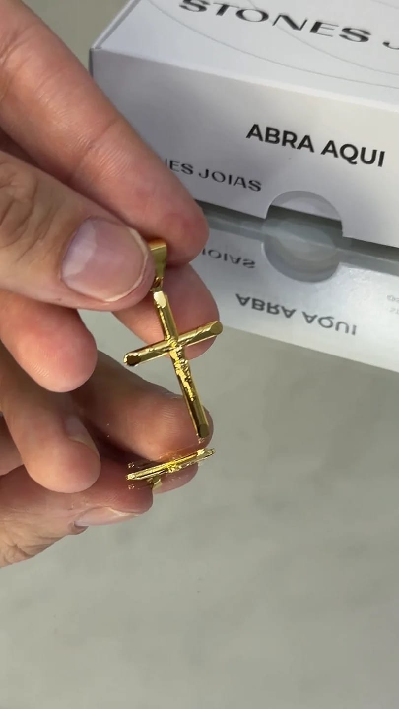 Pingente Crucifixo Cristo na Cruz M