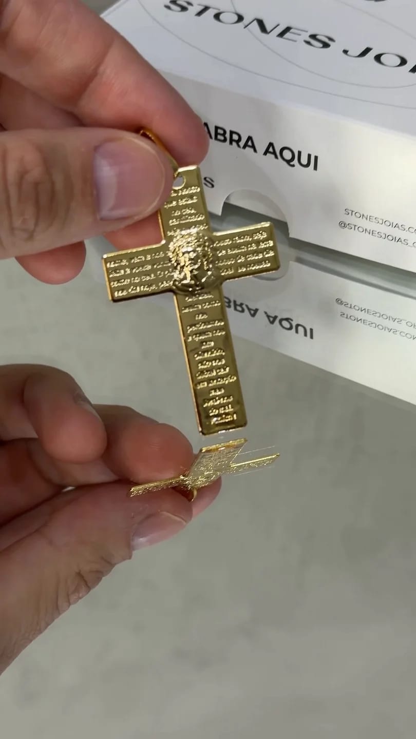 Corrente Cadeado 5mm + Crucifixo Pai Nosso com Cristo G